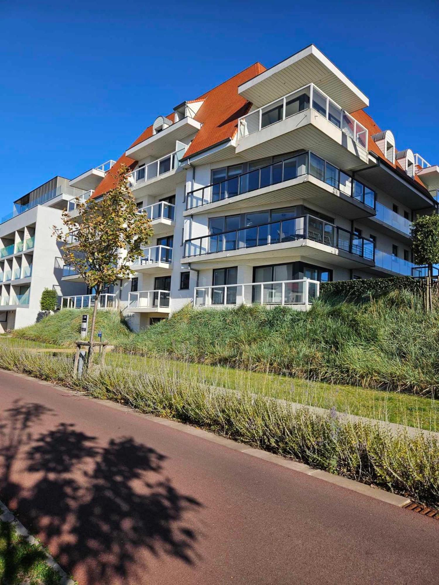 Sailors Beach VI Villa Jalina Verwarmd Zwembad In Het Hoogseizoen Nieuwpoort Exterior photo